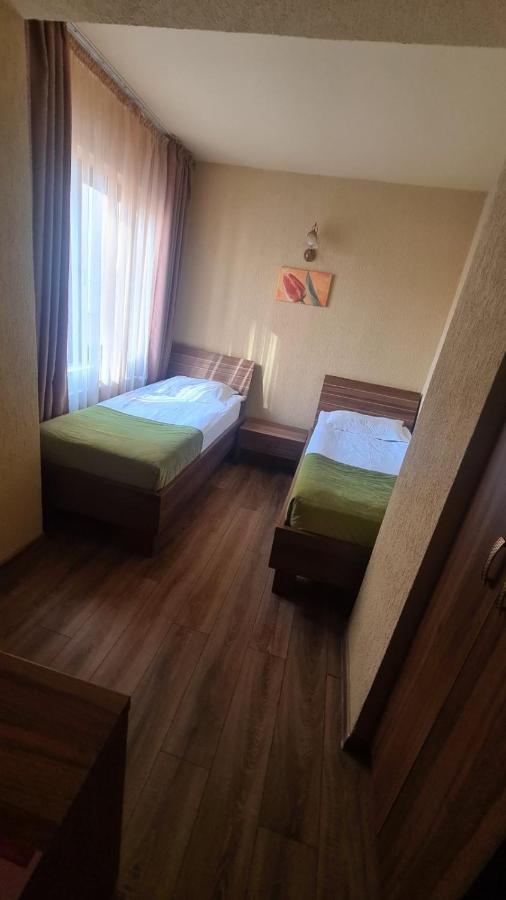 Hotel Gema ブラショフ エクステリア 写真