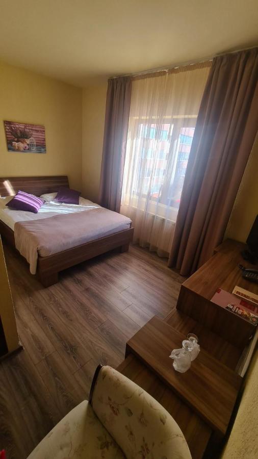 Hotel Gema ブラショフ エクステリア 写真